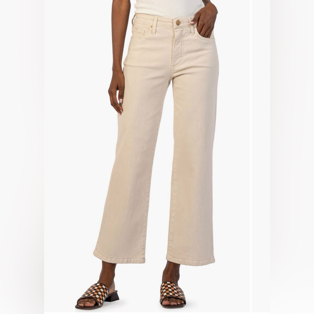 Kut from the Kloth Fab Ab High Waist Wide Leg Jeans in Ecru, Size 6